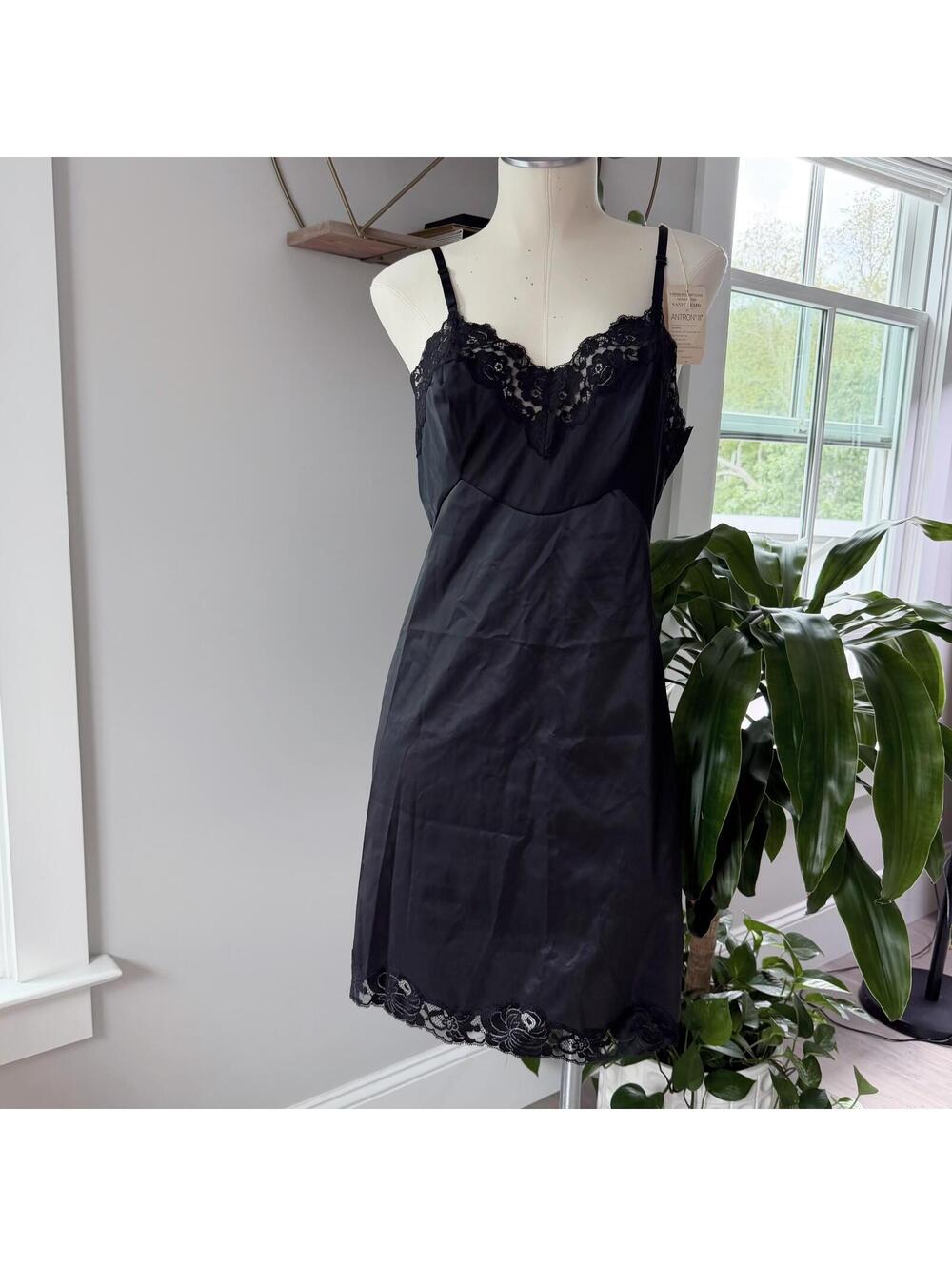 Vintage Vanity Fair Black Lace Trim Slip Dress Size M